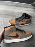 Nike Air Jordan 1 Mid SE 'Dark Chocolate' size 12