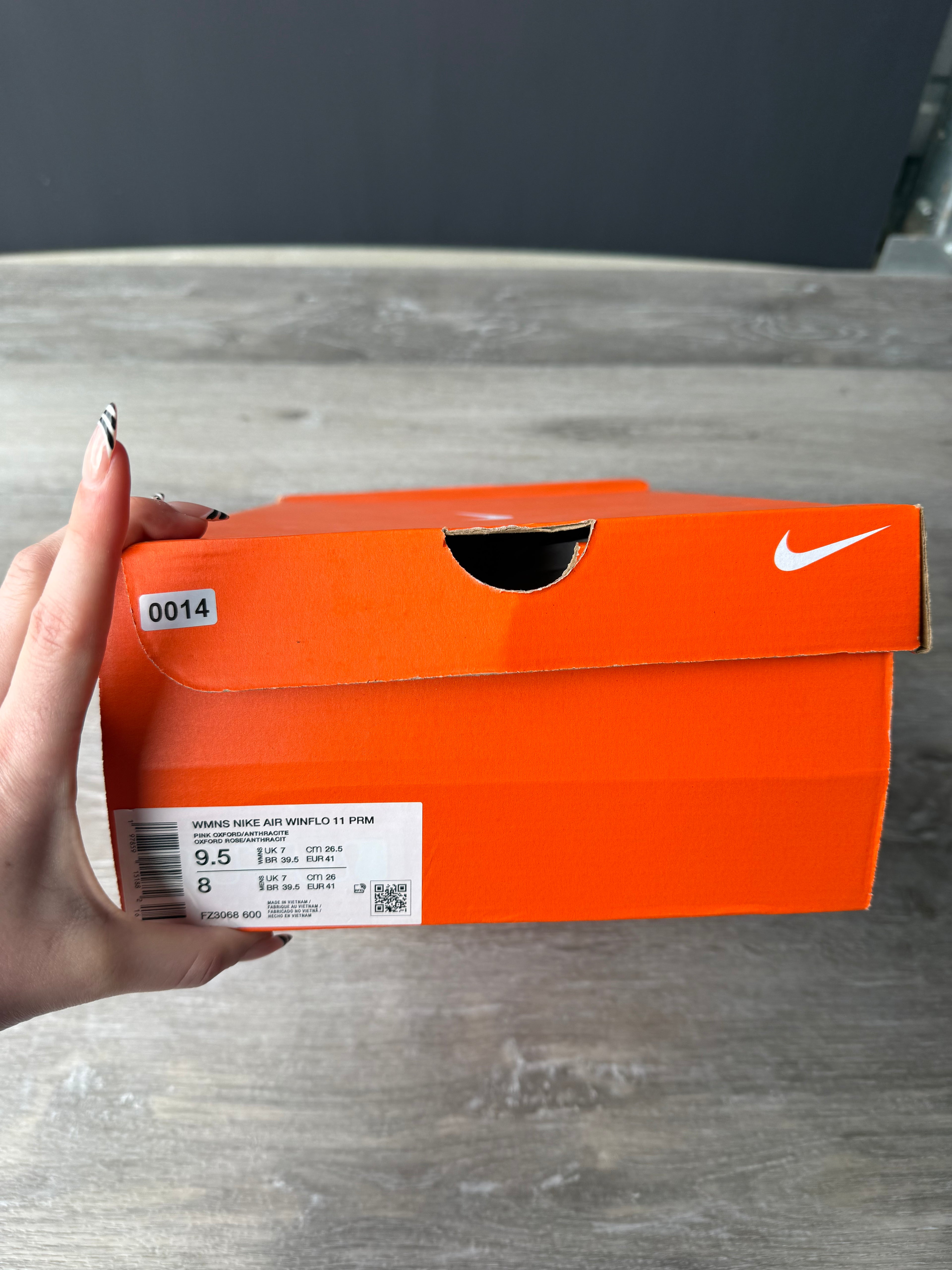 Nike Air Winflo 11 Running Shoes Size 9.5