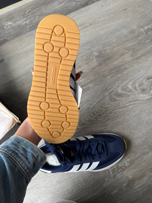 Adidas Run 70s 2.0 Sneakers Size 3.5
