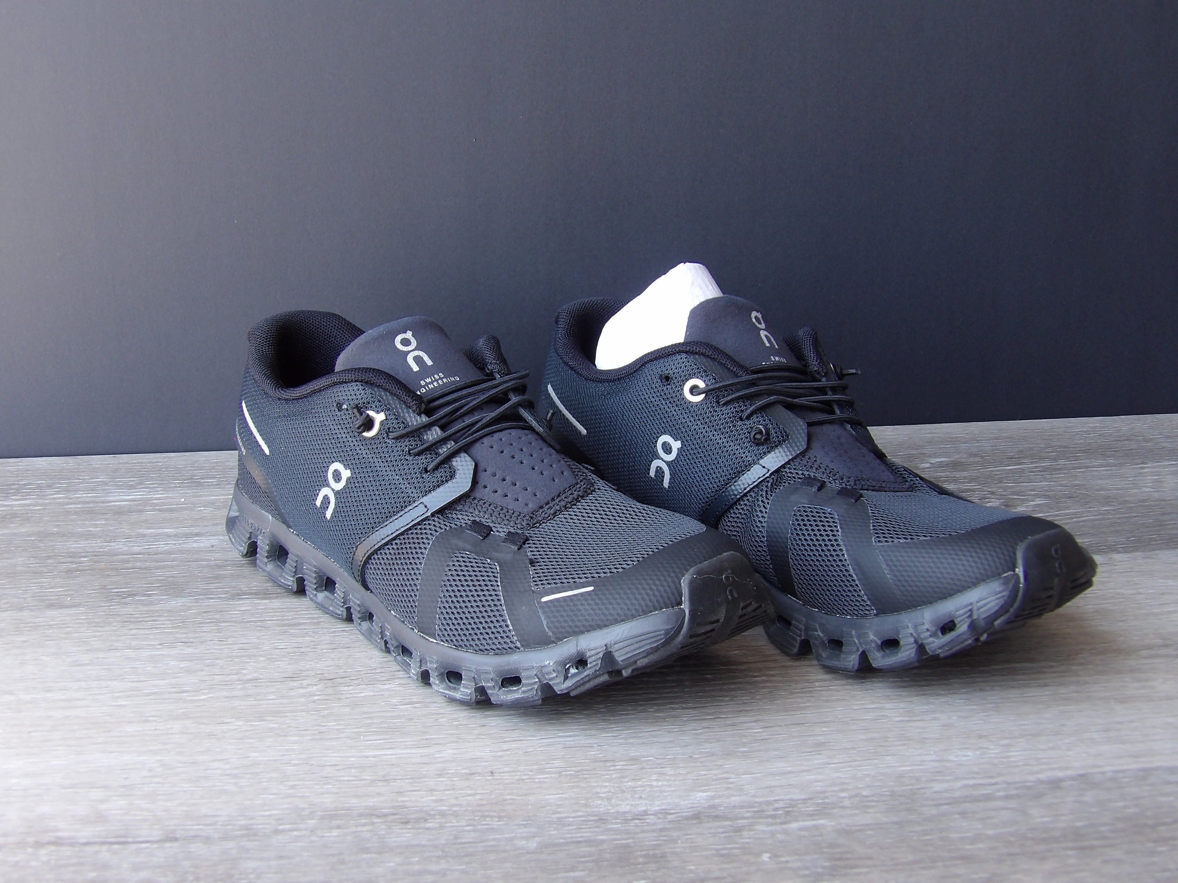 Cloud 5's size 8.5