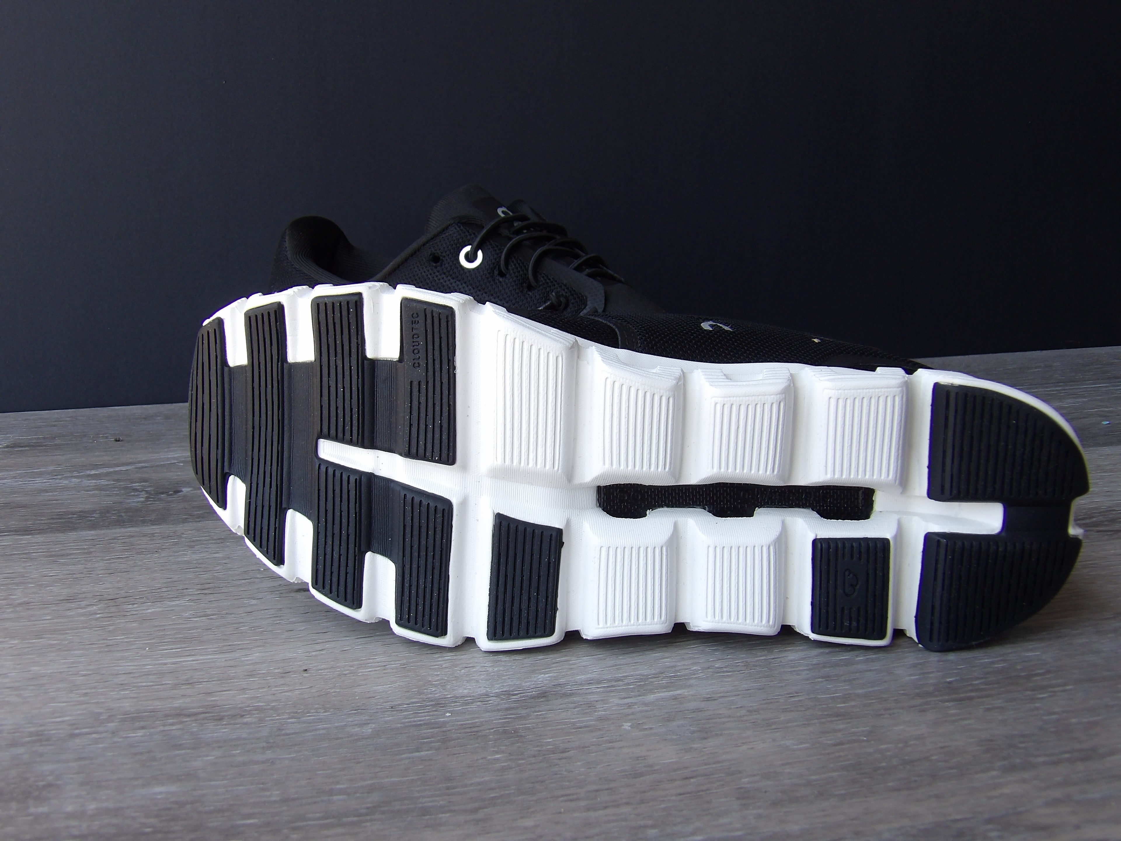 Cloud 6 size 8