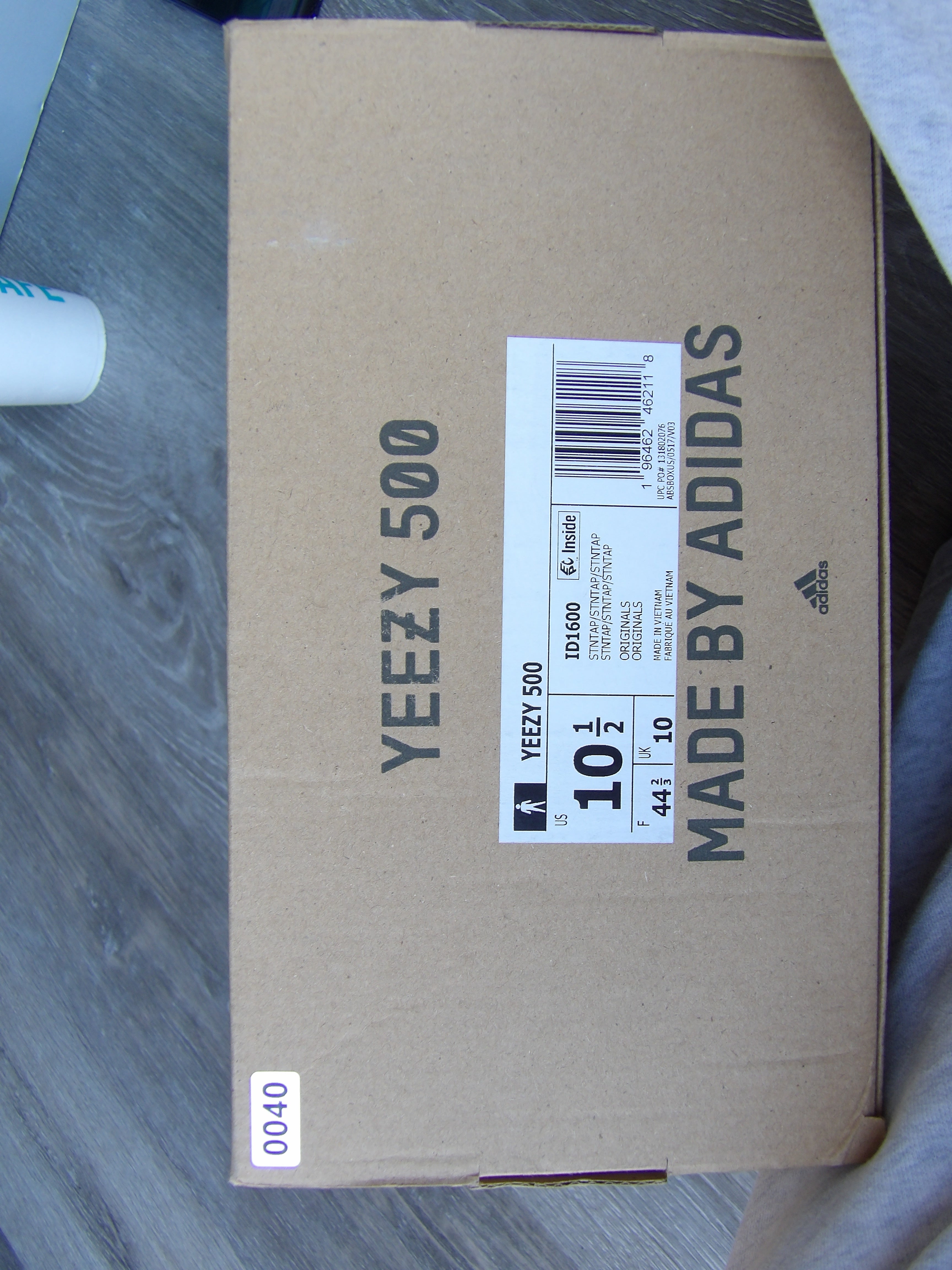 Yeezy 500 Sneakers size 10.5