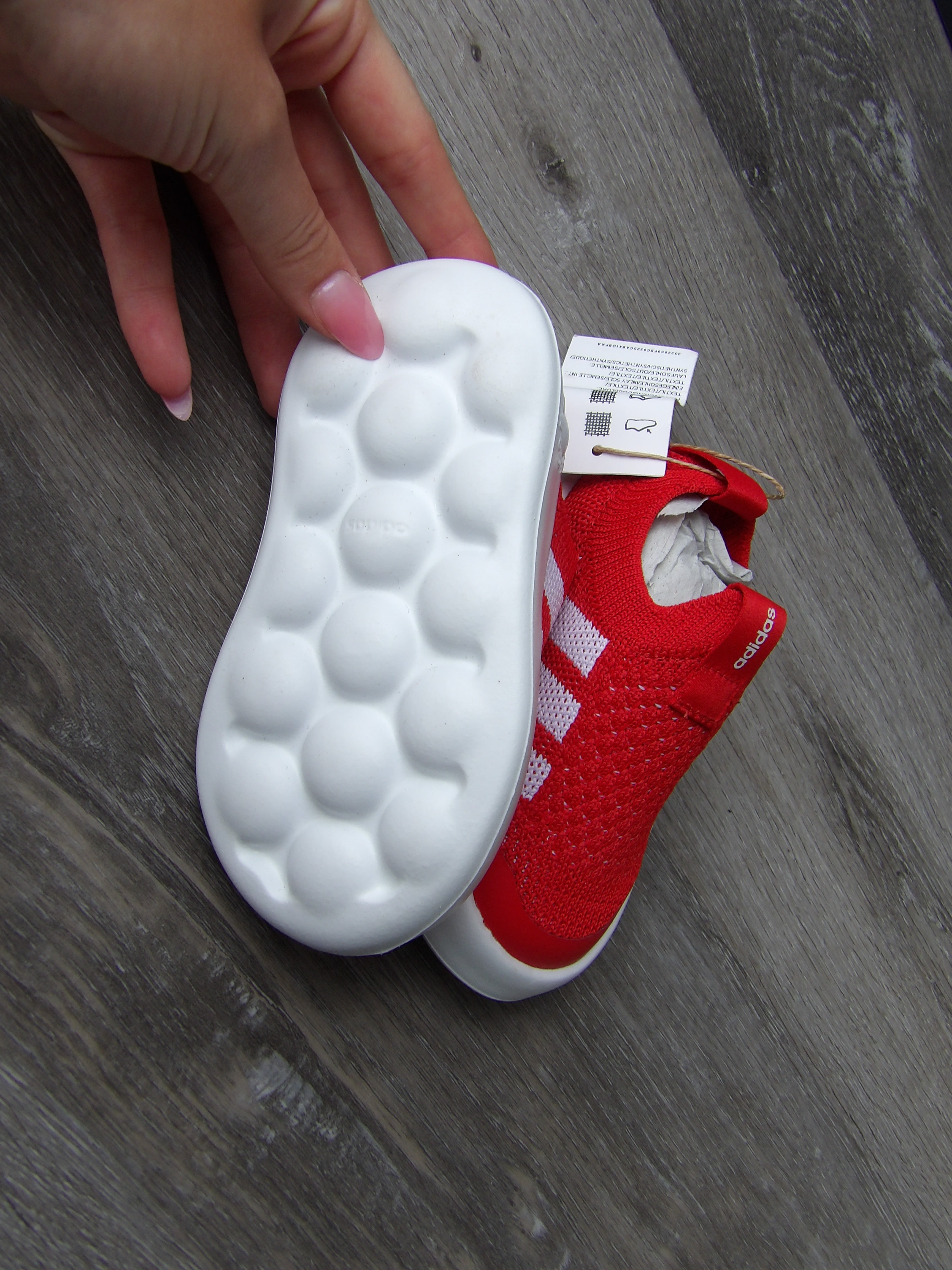 Adidas kids Bubblecomfy shoes size 6