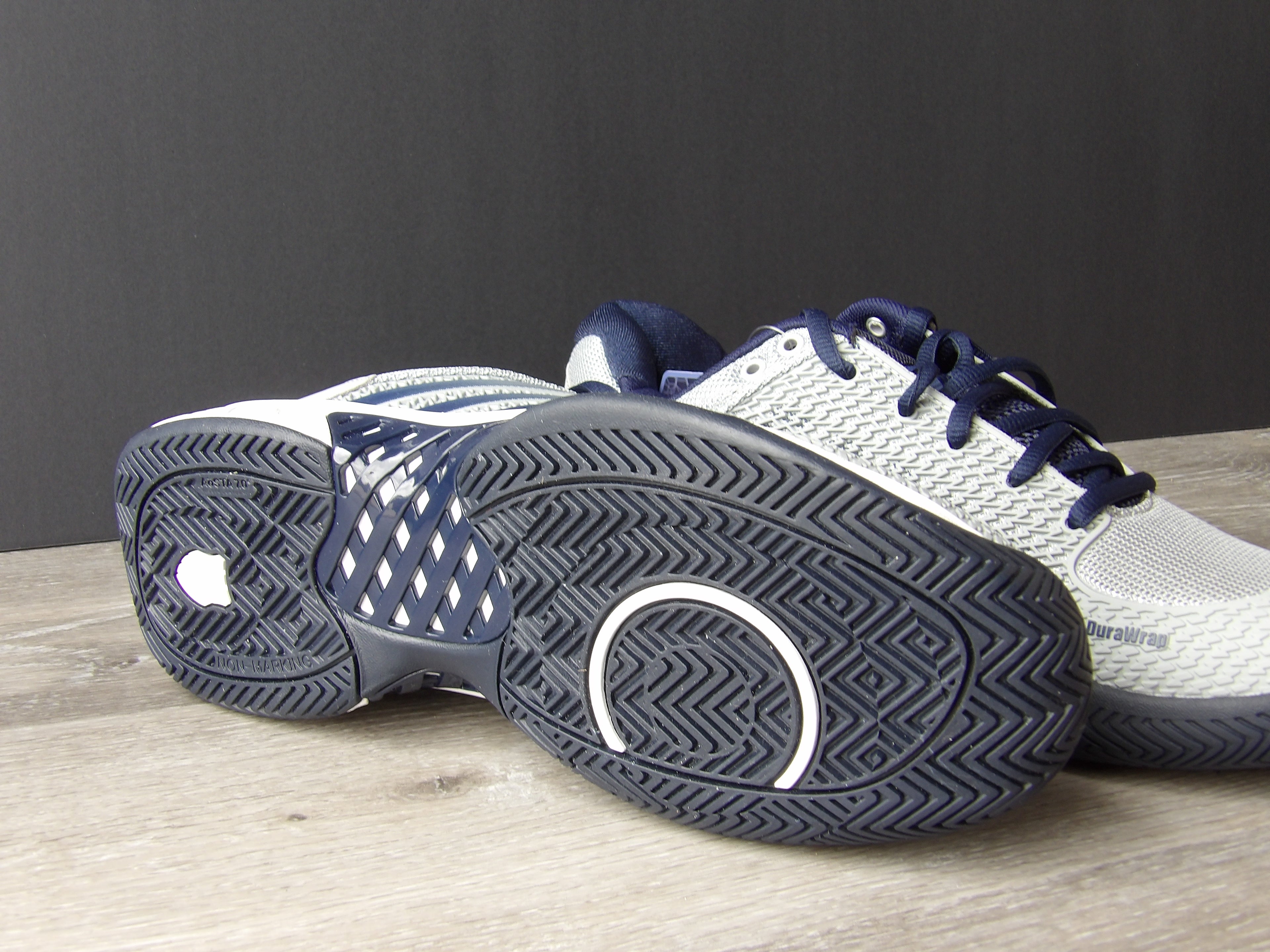 K-Swiss Men's Express light pickle ball shoe size 8.5