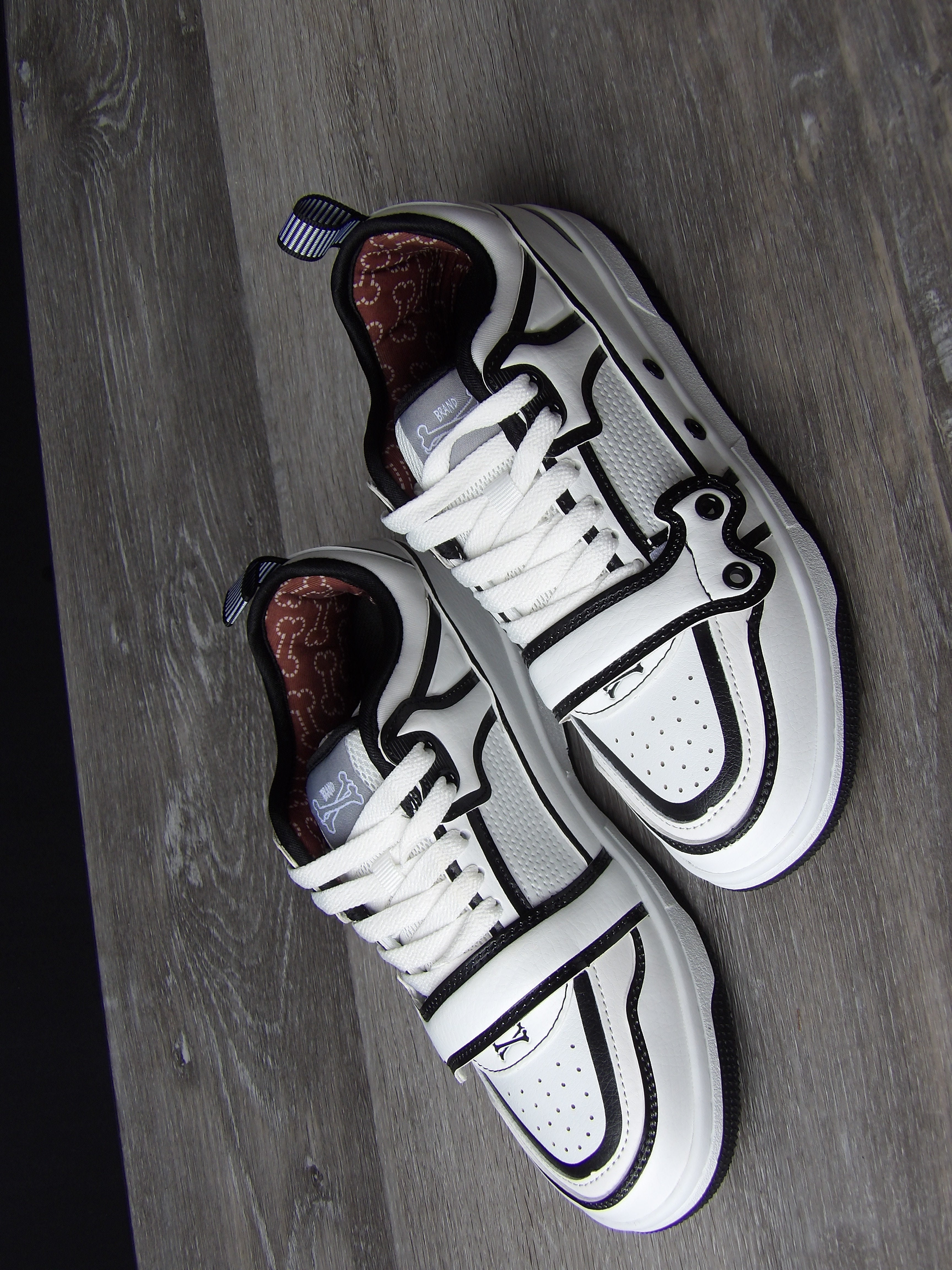 X Bones collection sneakers size 5.5