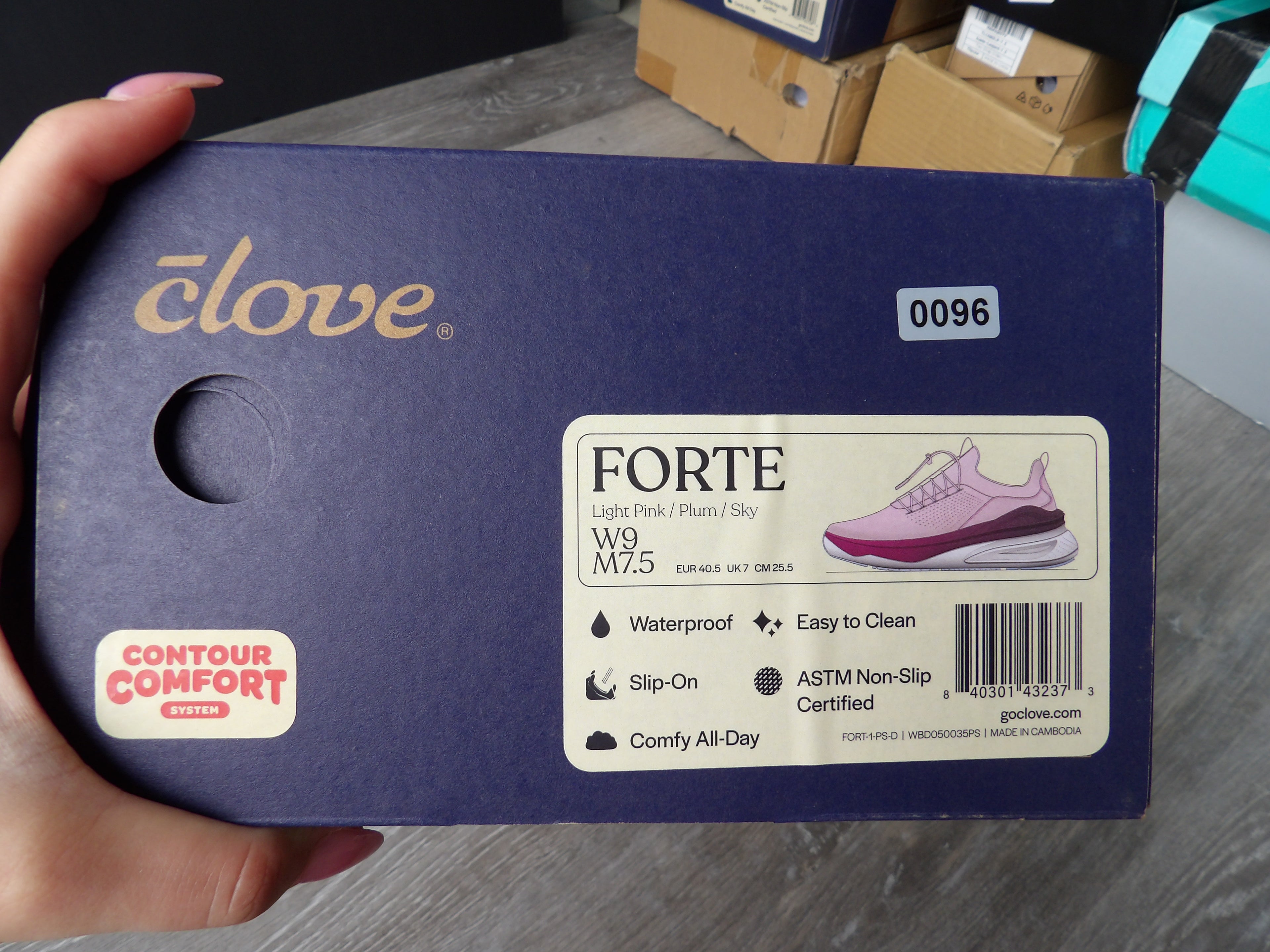 Clove Nursing Shoes size 9