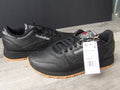 Reebok classic leather sneakers size 9