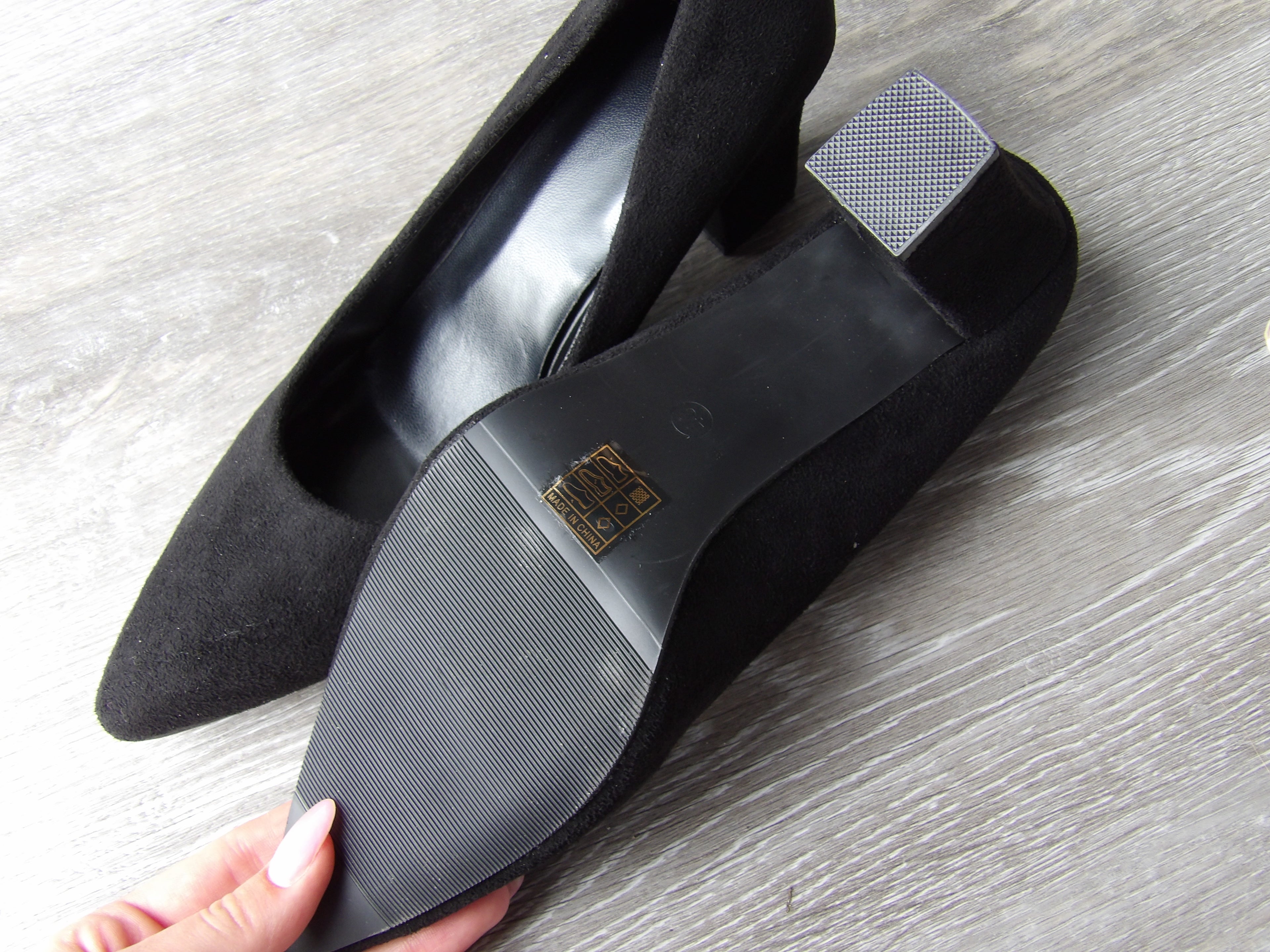 Allegra K Women's Pointed Toe Faux Suede Chunky Block Heel Pumps size 8