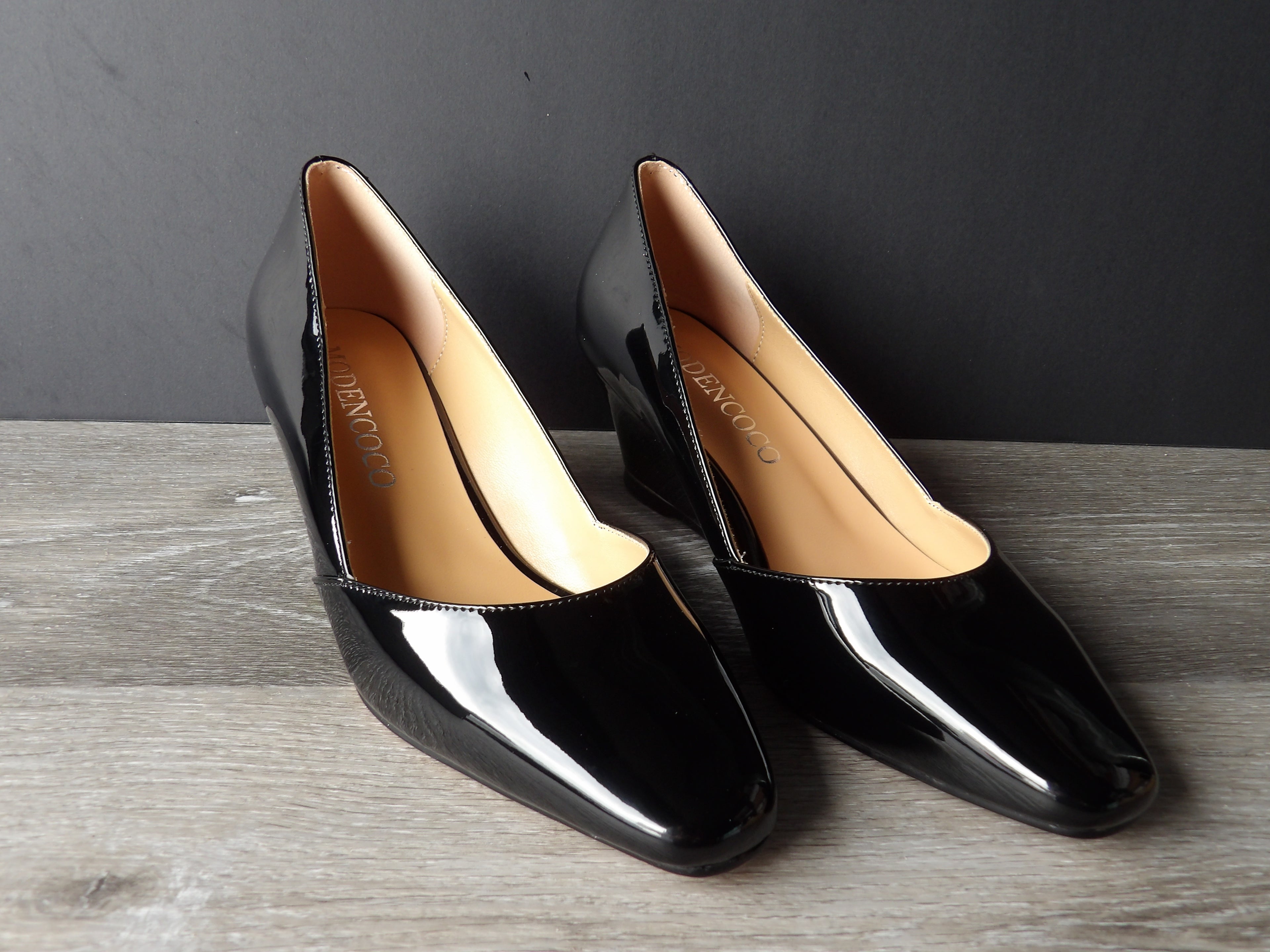 Moden Coco Black Patent Low Heel pumps size 7