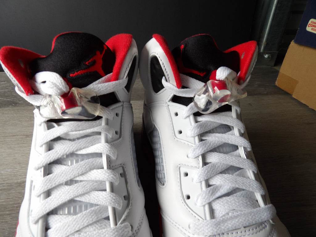 Nike Air Jordan 5 Retro "Fire Red" Sneakers size 8.5