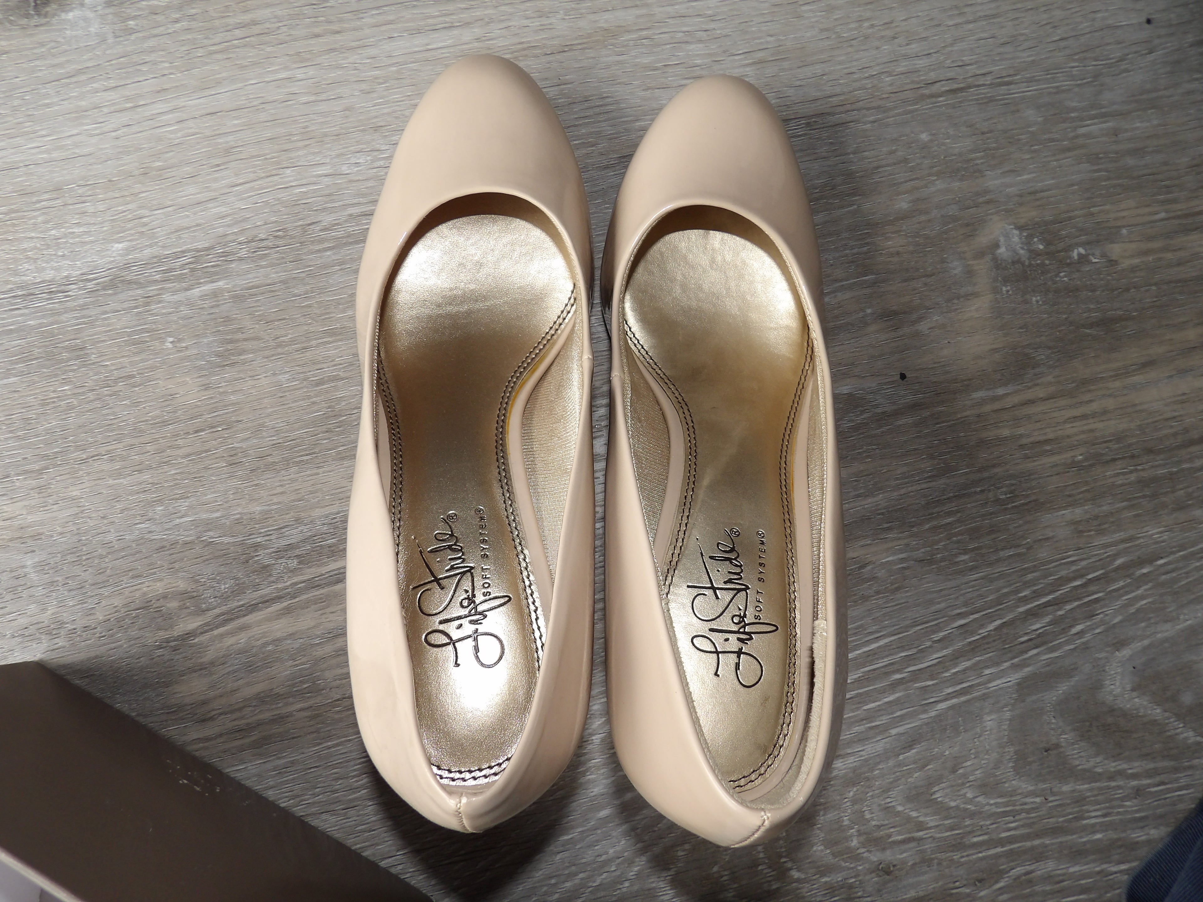 LifeStride Pumps size 7