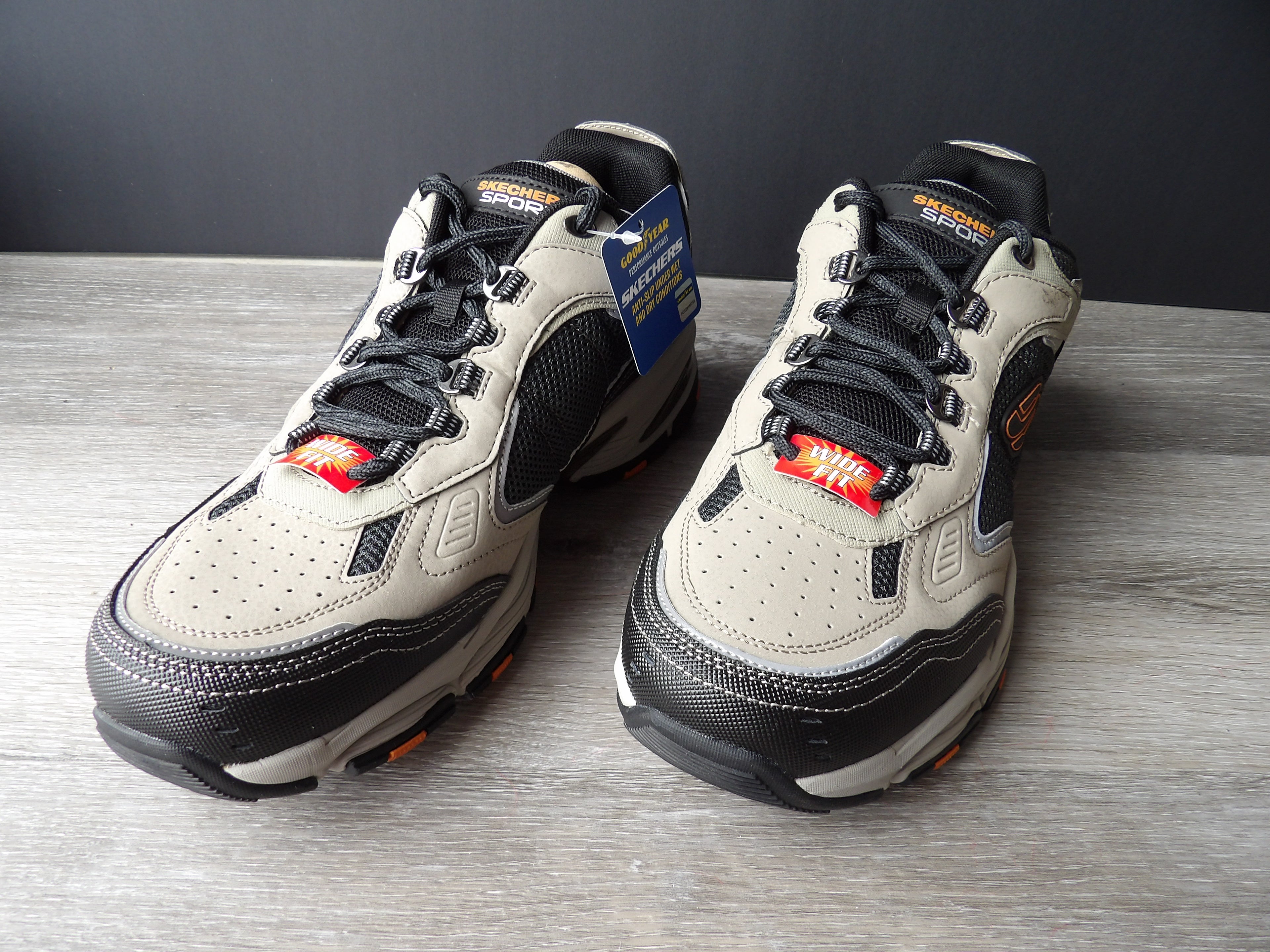 Skechers Mens Vigor 3.0 Trail size 9