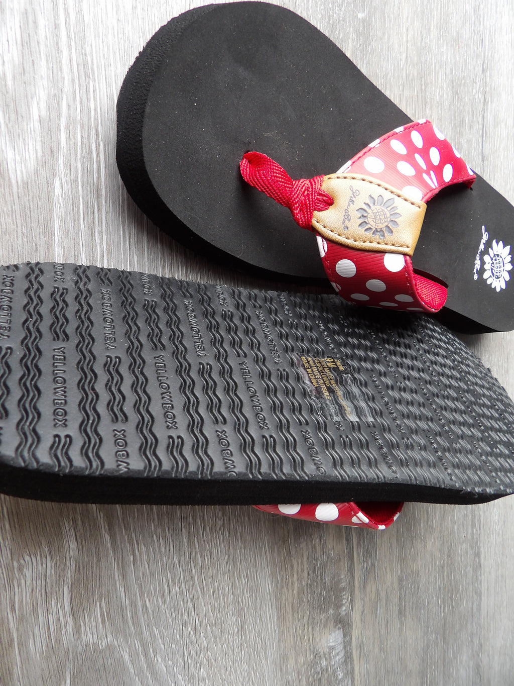 Yellowbox Y2K Red and White Polka Dot Flip Flops size 9