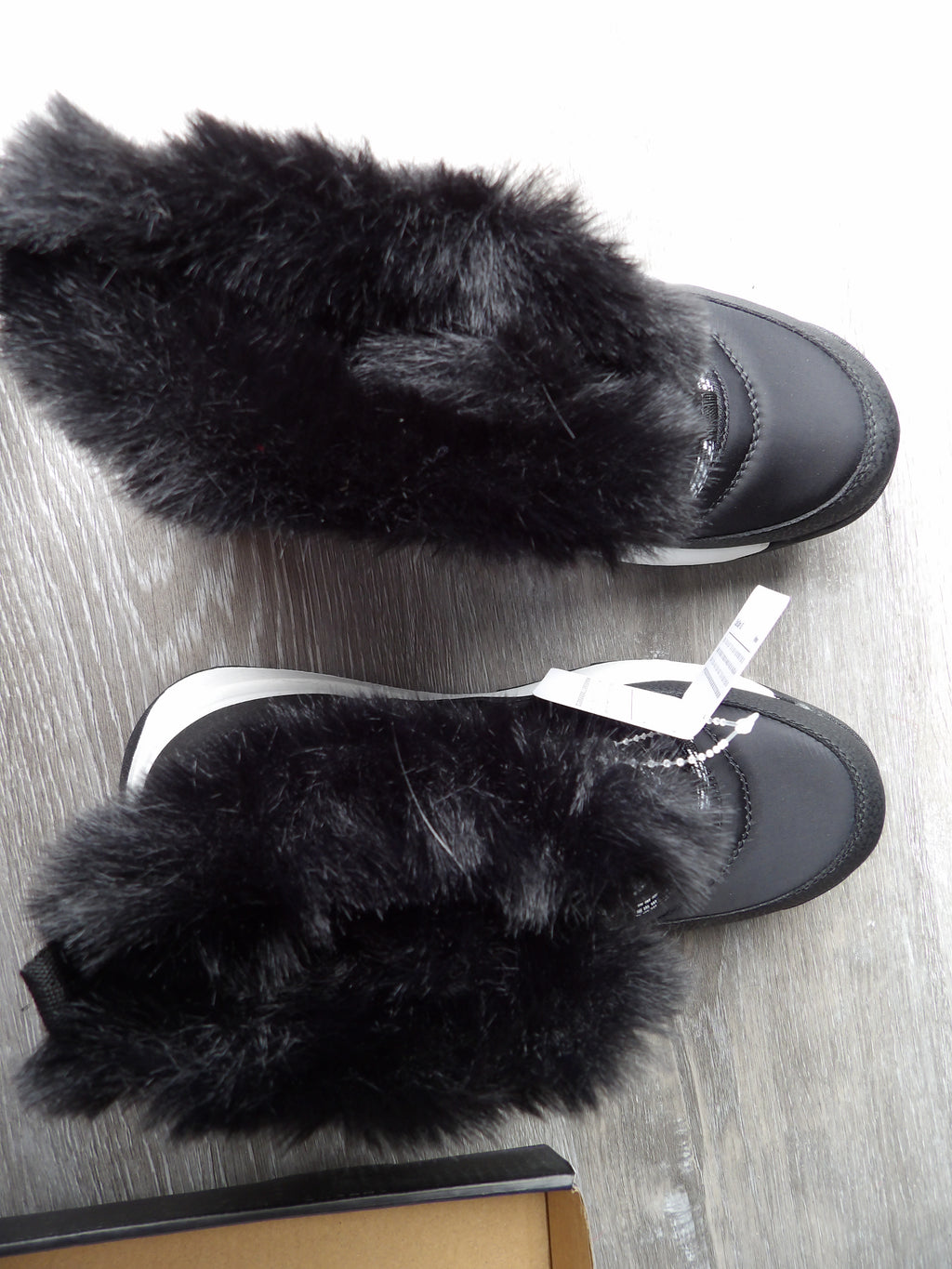 AIRHAS Womens Snow boots size 7.5