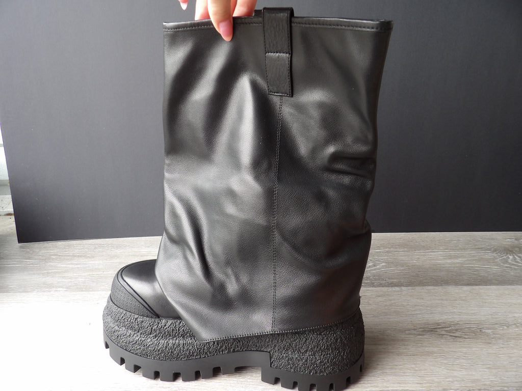 Naked Wolf Disturb Black Leather Boot size 7