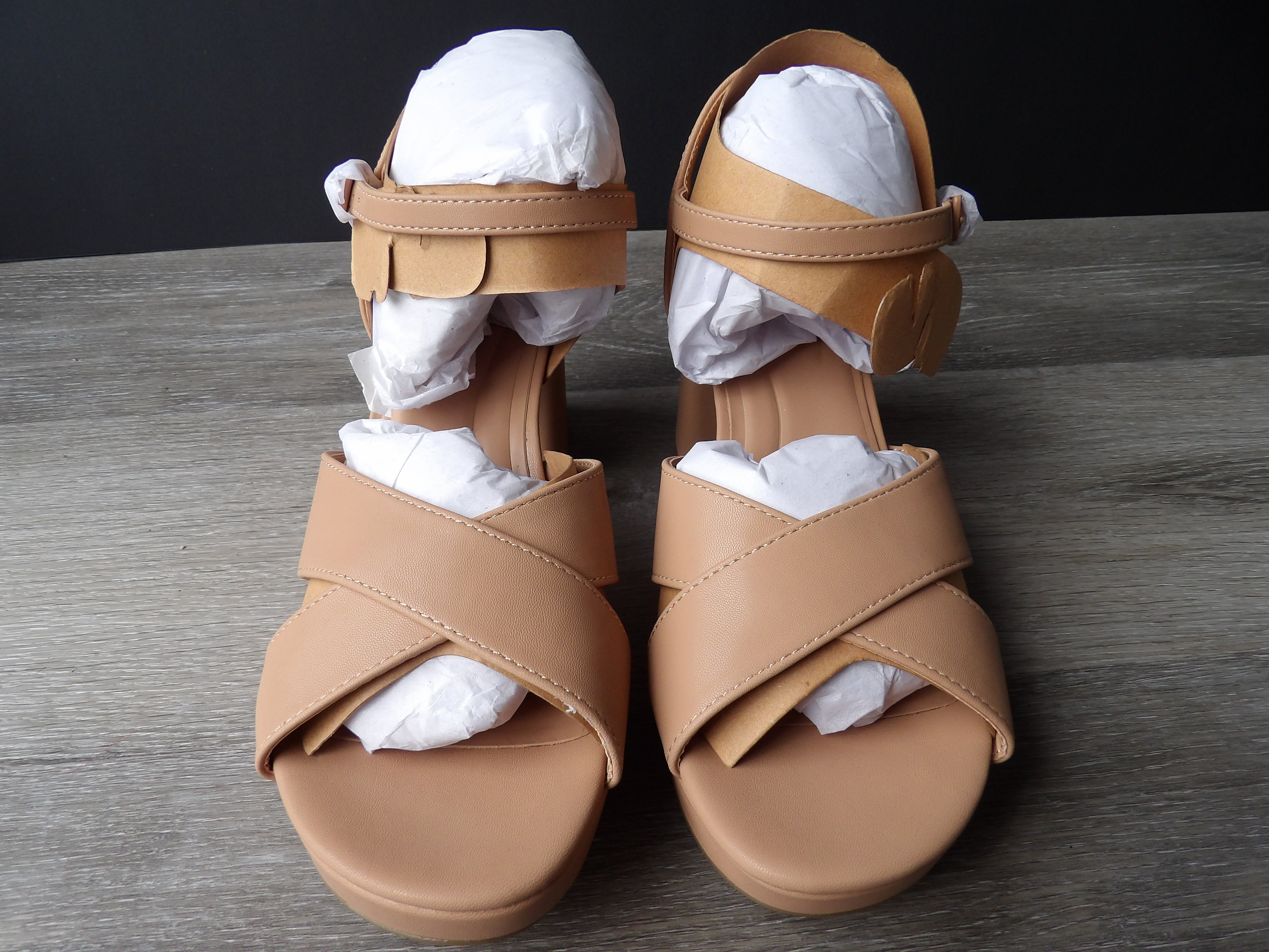 Kenneth Coal REACTION Womens Reeva Platform Sandals size 8.5