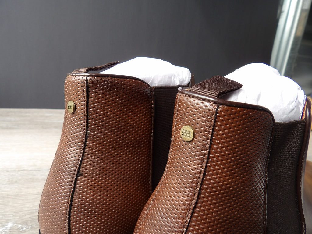 Tommy Hilfiger Sesame Chelsea dress boot size 10.5