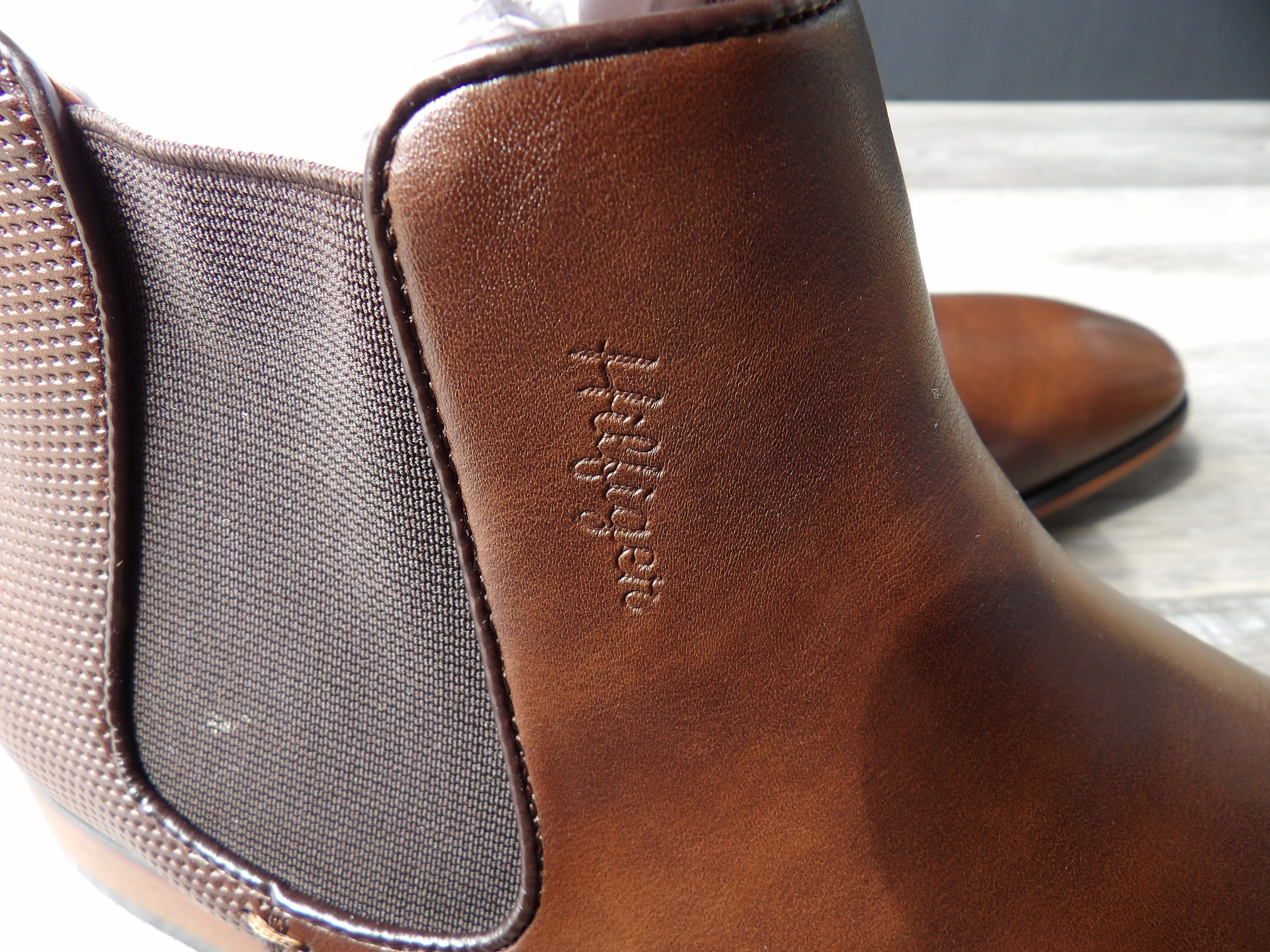 Tommy Hilfiger Sesame Chelsea dress boot size 10.5