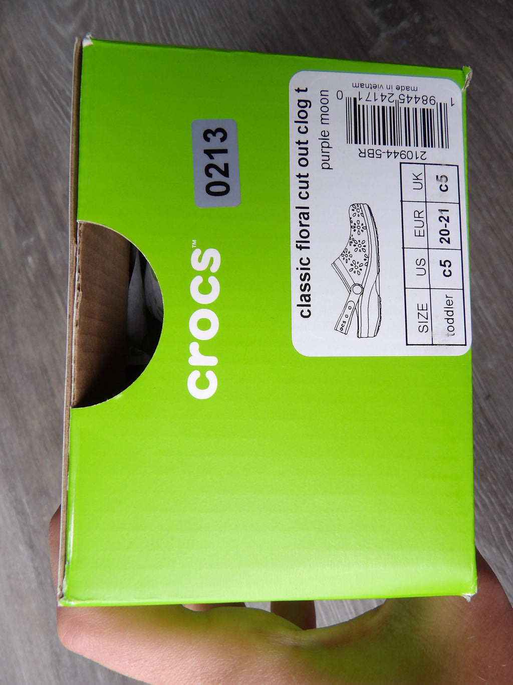 Crocs Floral Cut Out Kids Clogs size 5