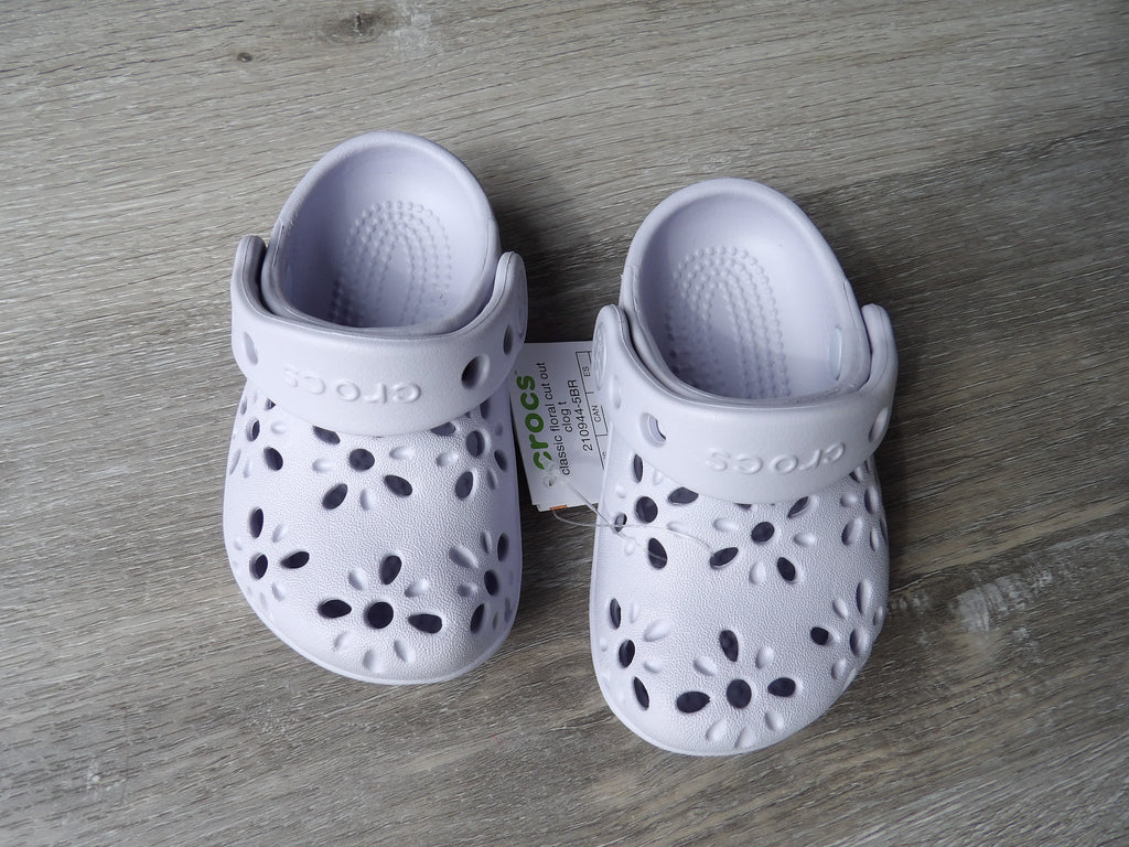 Crocs Floral Cut Out Kids Clogs size 5