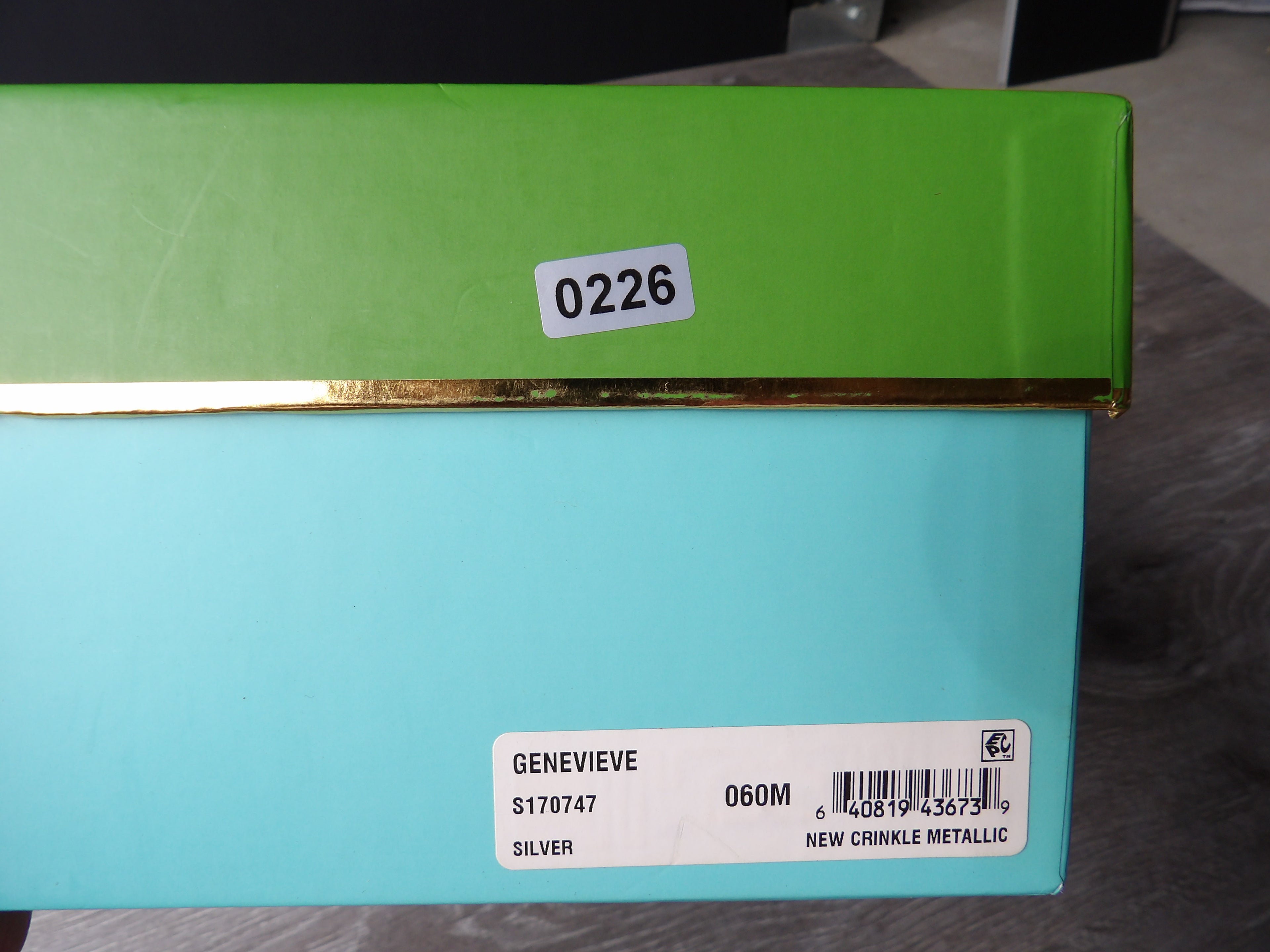 Kate Spade New York Genevieve loafers size 6