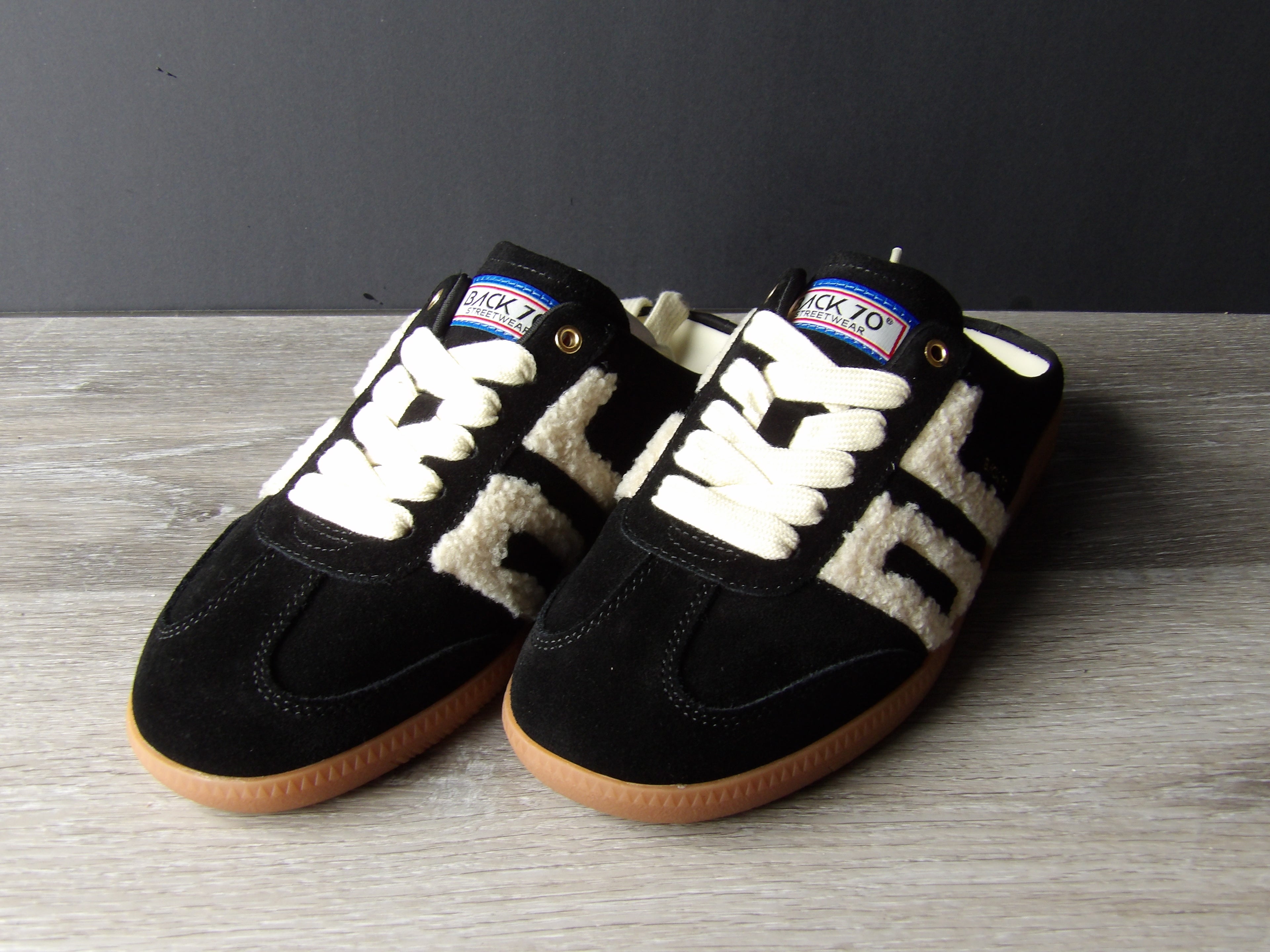 Back 70 Easter Backless Sneakers size 37