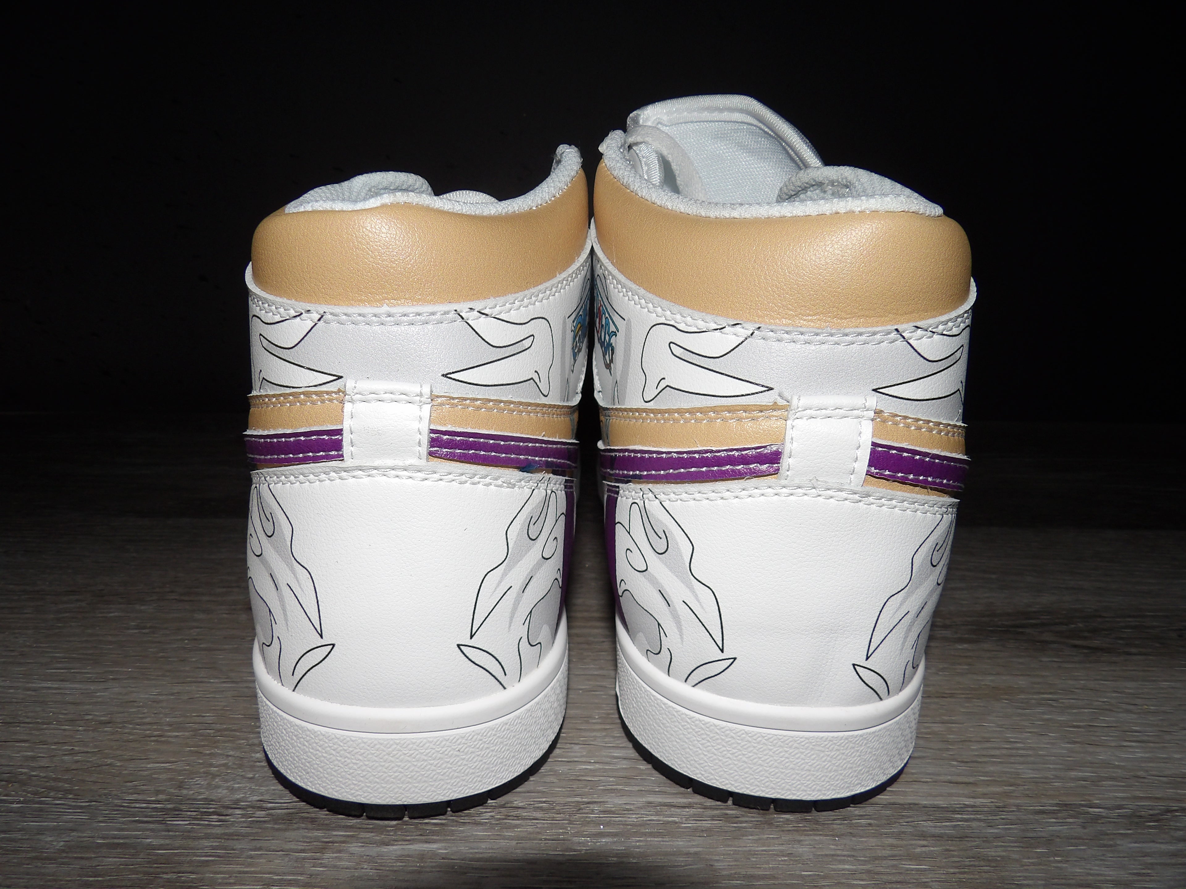 Nike low-top sneakers with design size 47