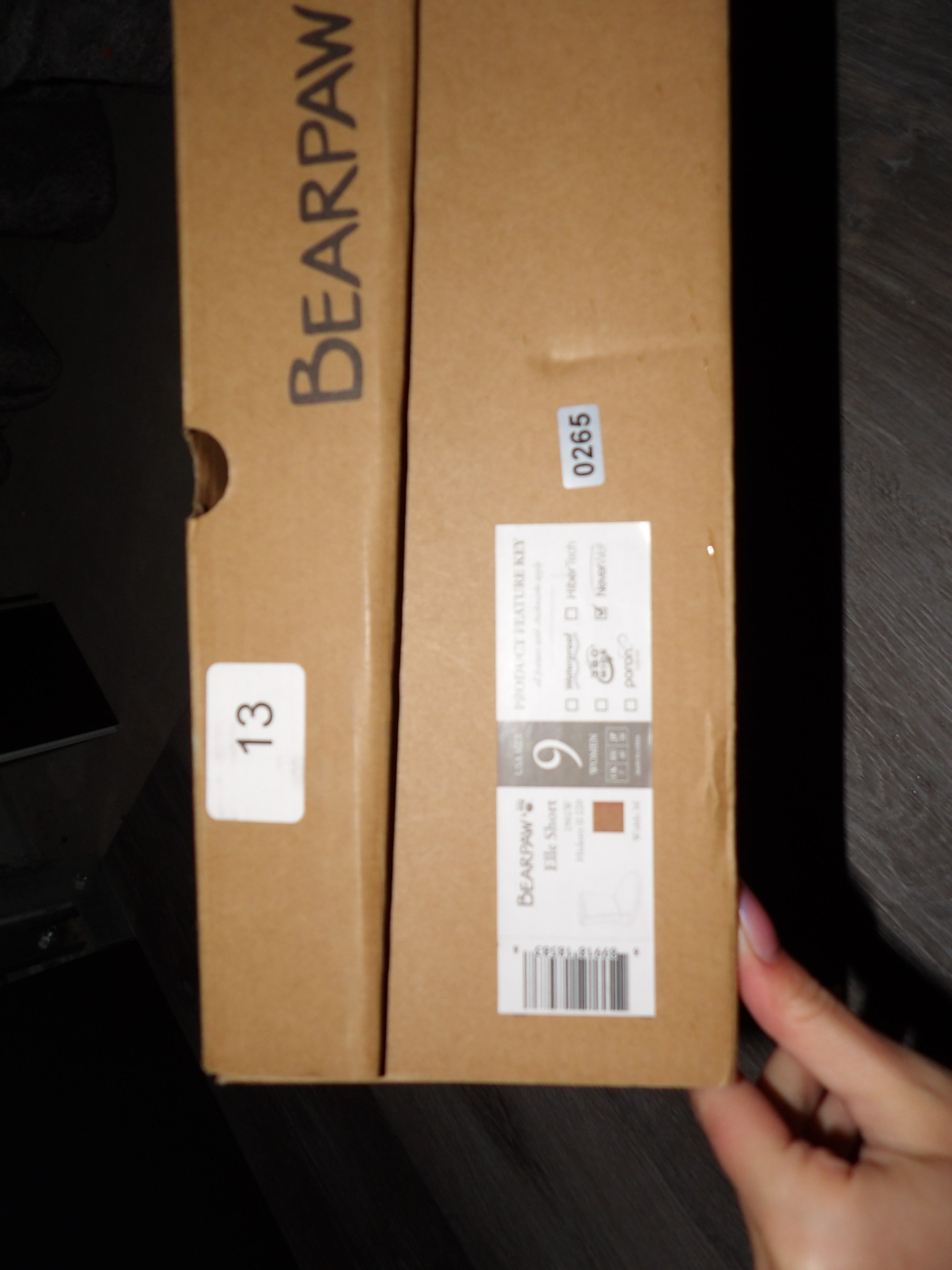 Bearpaw Women’s Elle Short Boots Size 9