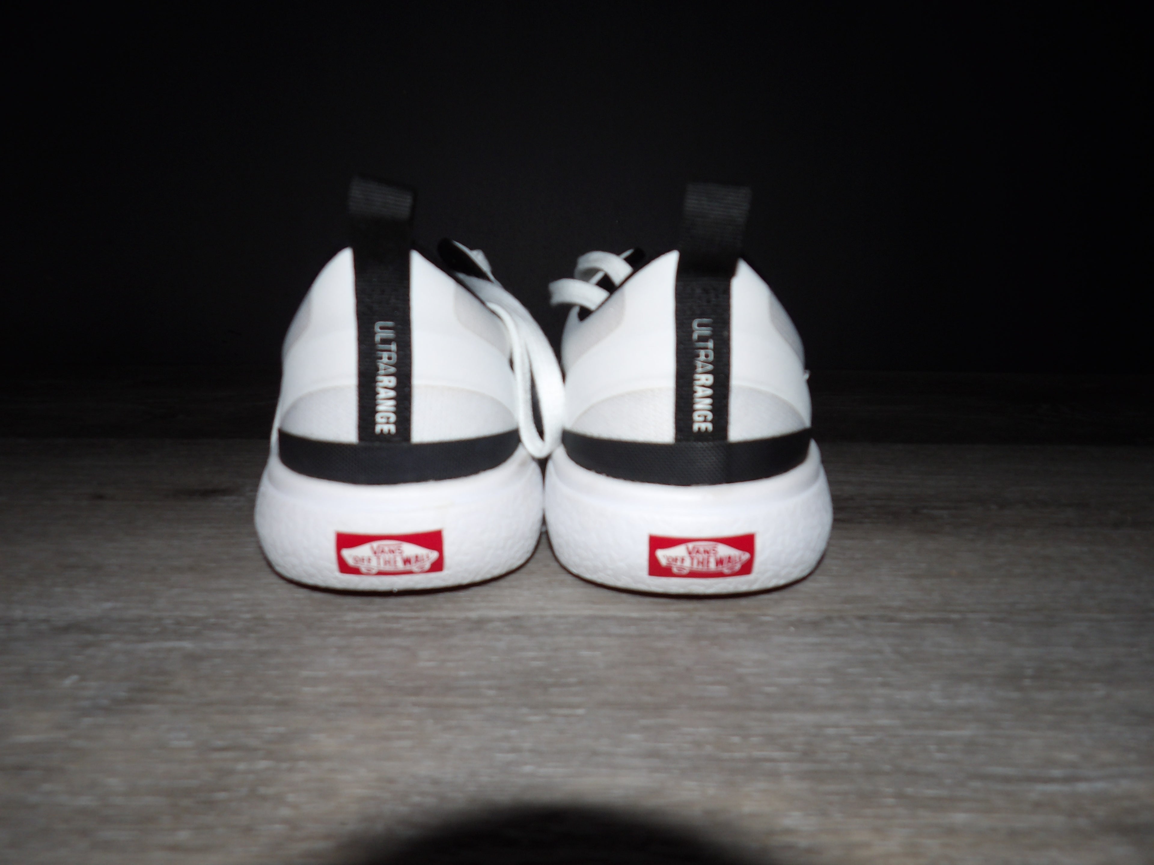 Vans UltraRange EXO Size 10