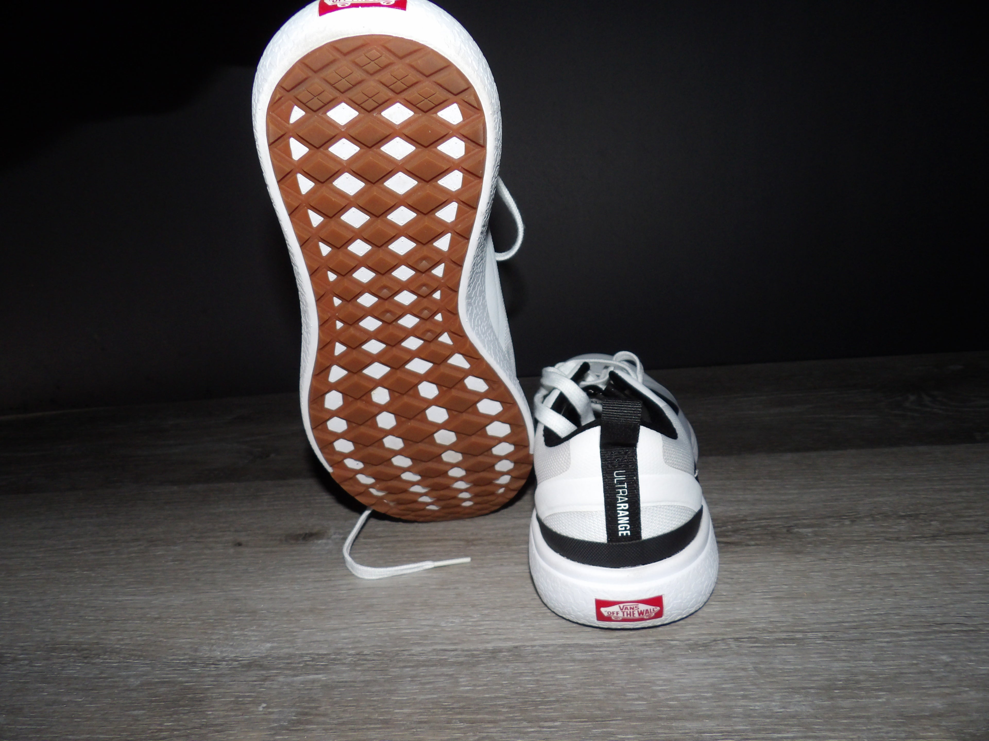 Vans UltraRange EXO Size 10