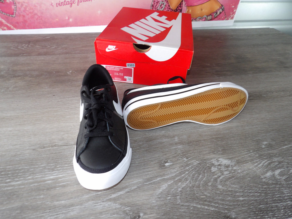 Nike - Court Legacy Sneakers (Size US 4Y)