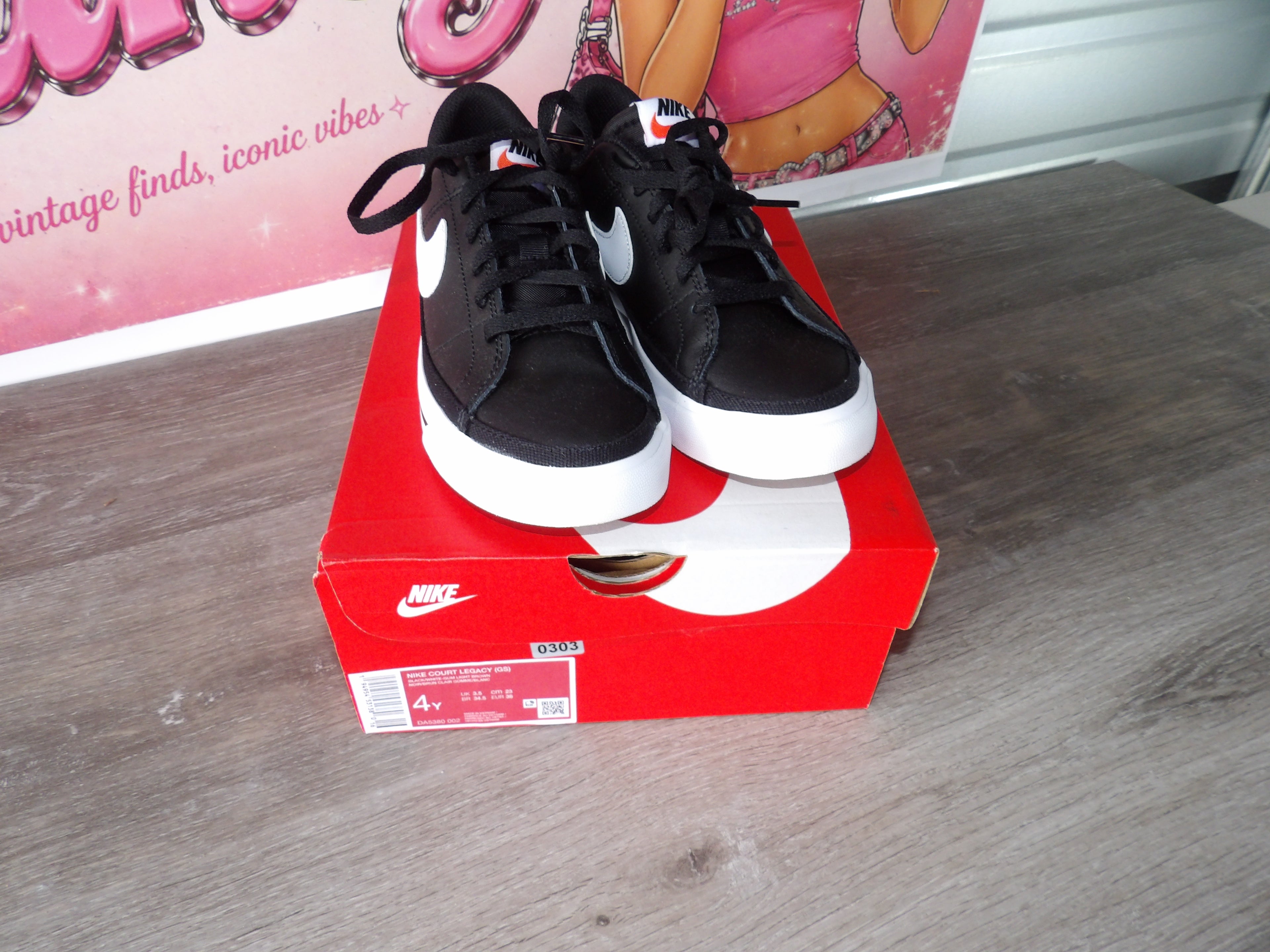 Nike - Court Legacy Sneakers (Size US 4Y)